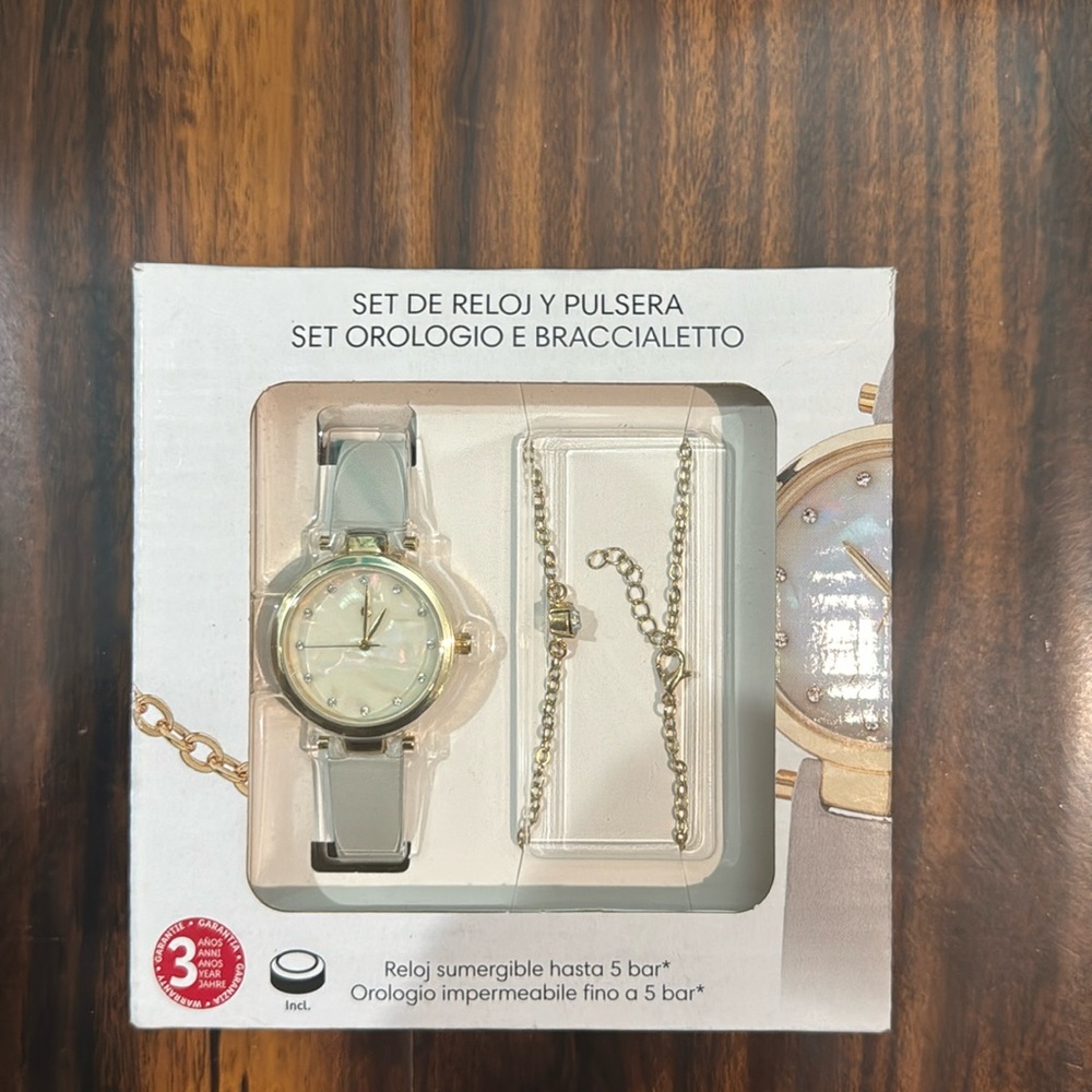 Watch and Jewelry Set